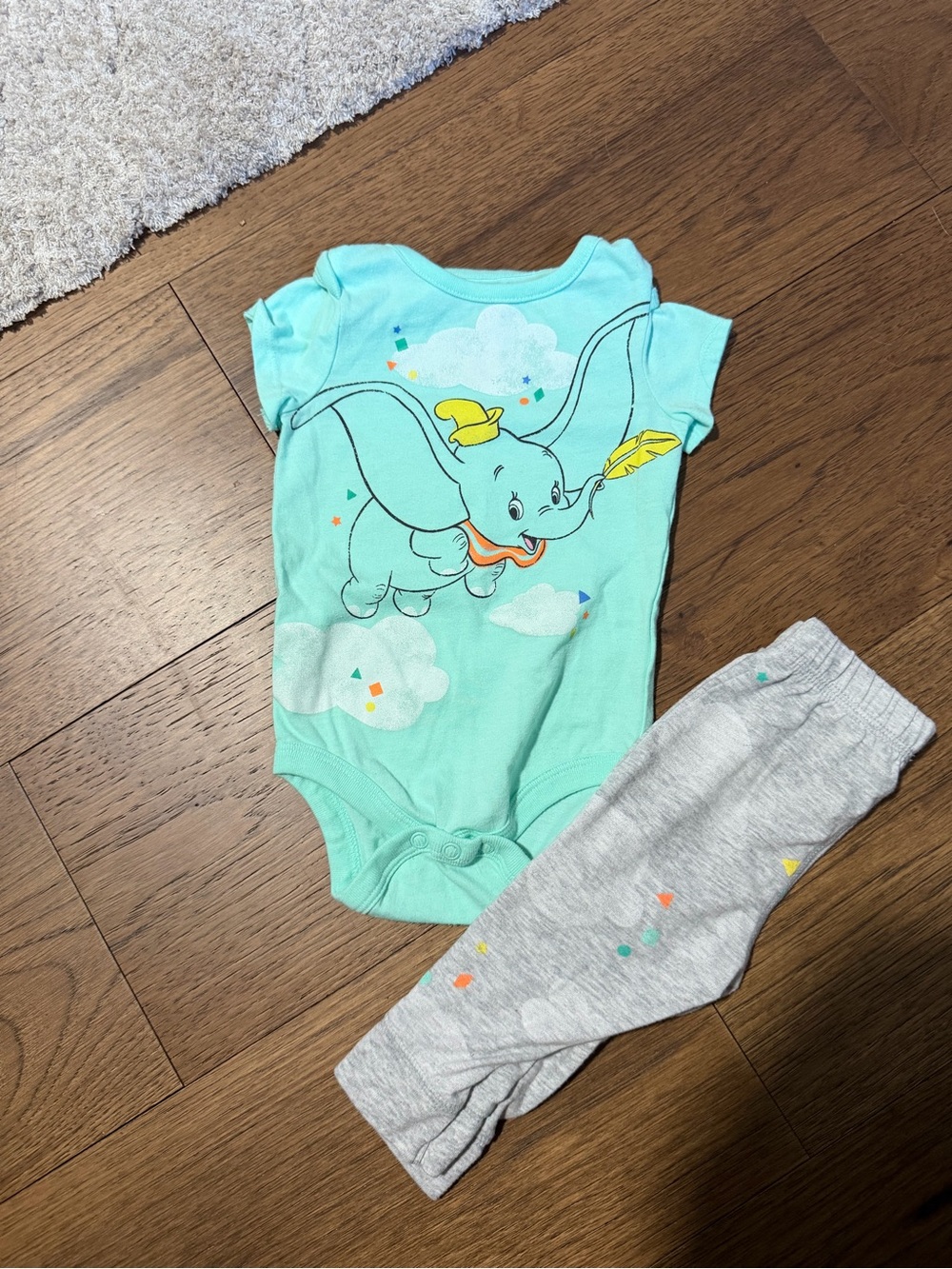 Disney Dumbo Jumping Bean Baby Outfit Size 6 Months